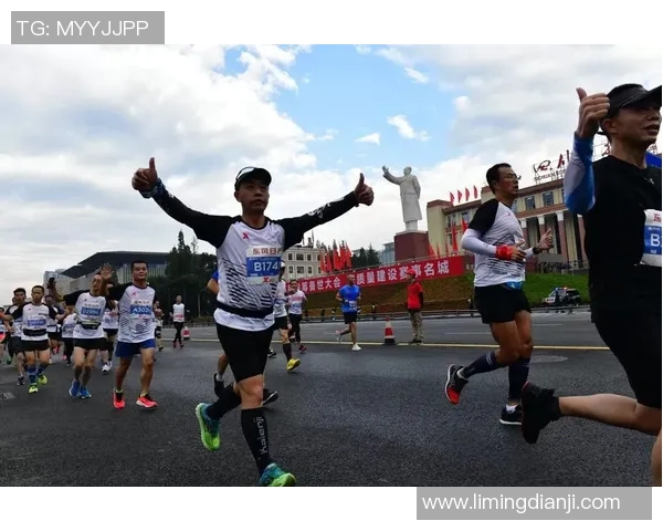 杭州飞盘队在运动马拉松大满贯中的灵活性表现精彩纷呈引人瞩目